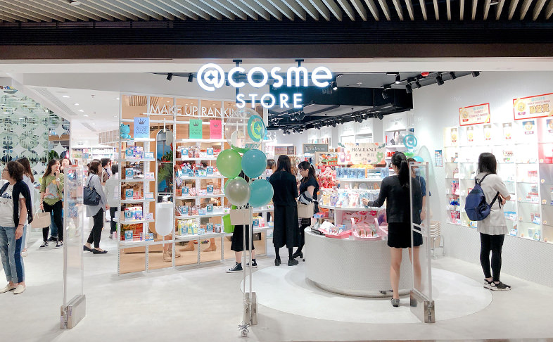 写真：@cosme STORE店舗画像1